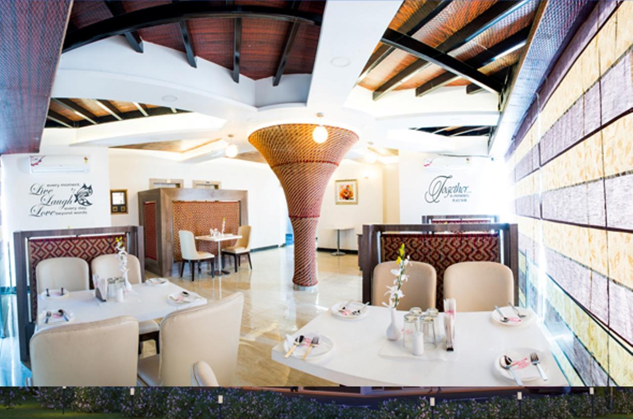 Smriti Star, Bhopal Exterior photo